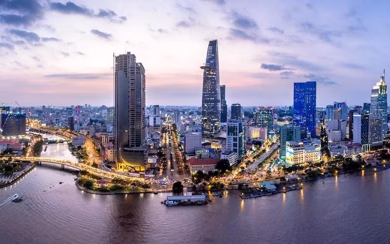 Ho Chi Minh City attracts 2.9 billion USD in FDI in H1 ảnh 1