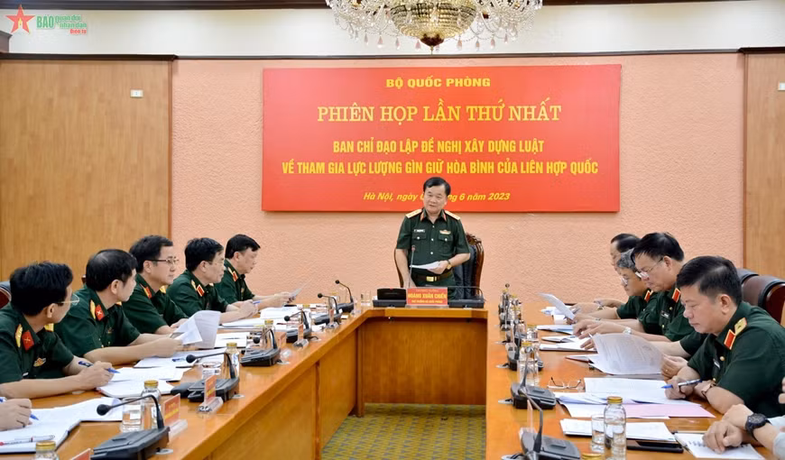 Meeting discusses improving legal documents on UN peacekeeping mission ảnh 2
