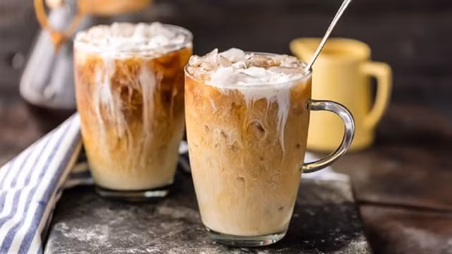 Vietnam’s iced milk coffee ranked 2nd in world by TasteAtlas ảnh 1