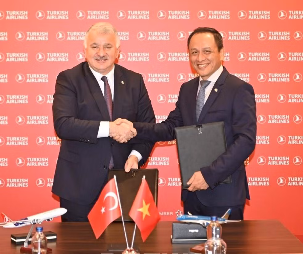 Vietnamese, Turkish national flag carriers sign codeshare agreement ảnh 1
