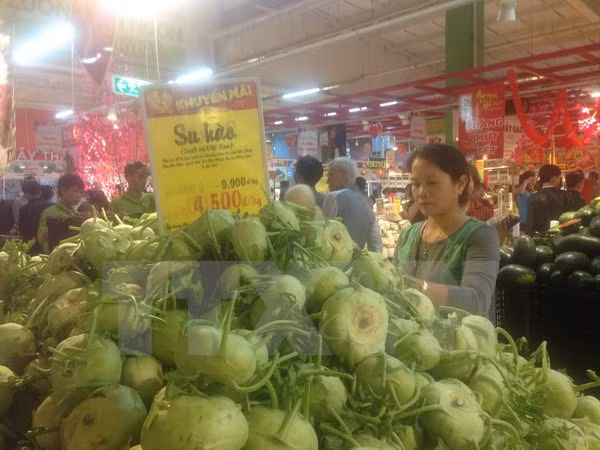 Retail sales, service revenue increase over seven percent ảnh 1