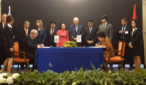Vietnam, Israel businesses sign health care cooperation deal ảnh 1