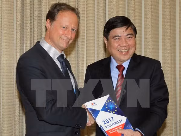 EU wants to become largest investor in Vietnam ảnh 1