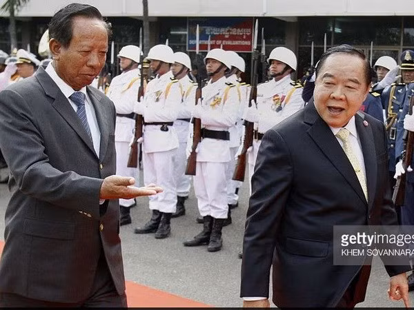 Thailand, Cambodia defence ministries set up hotline ảnh 1
