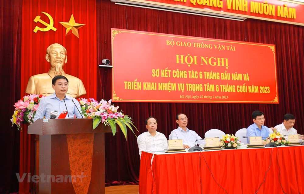 Transport minister urges capital disbursement ảnh 1