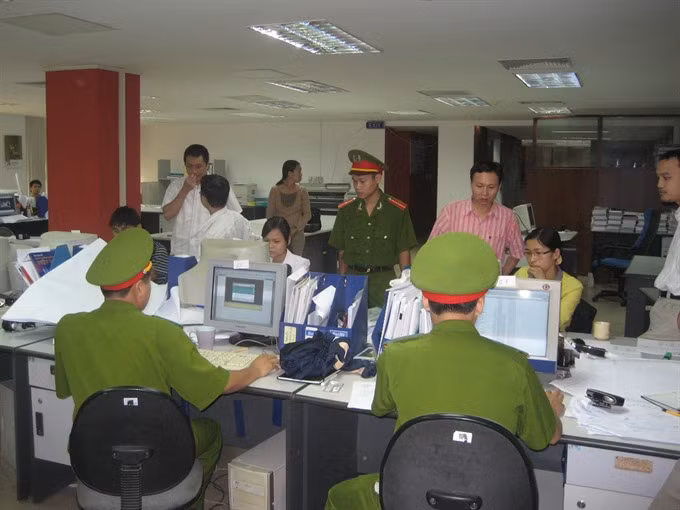 Ministry tackles software copyright violations ảnh 1