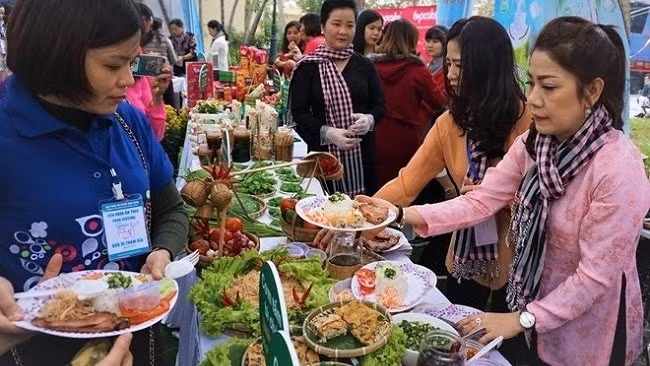 Cuisine festival helps introduce Vietnam’s images to int’l friends ảnh 1