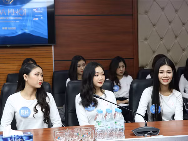 Final round of Miss University 2020 held in Hanoi ảnh 1