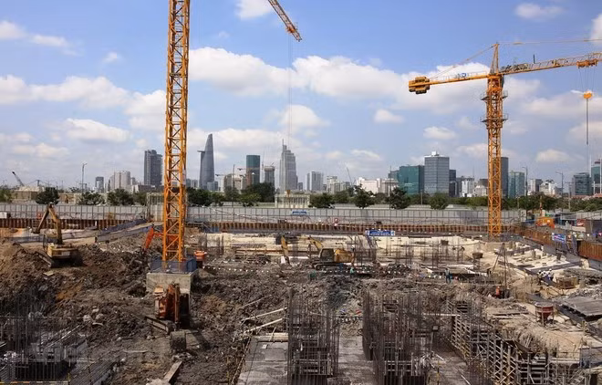 Experts urge for refinement of legal framework for realty market ảnh 2 Experts urge for refinement of legal framework for realty market ảnh 2