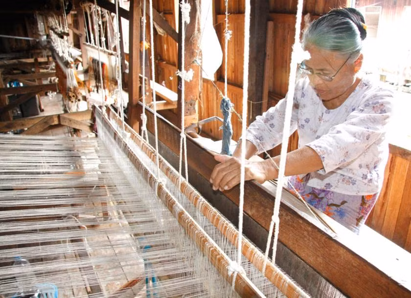 Myanmar to support small and medium enterprises ảnh 1