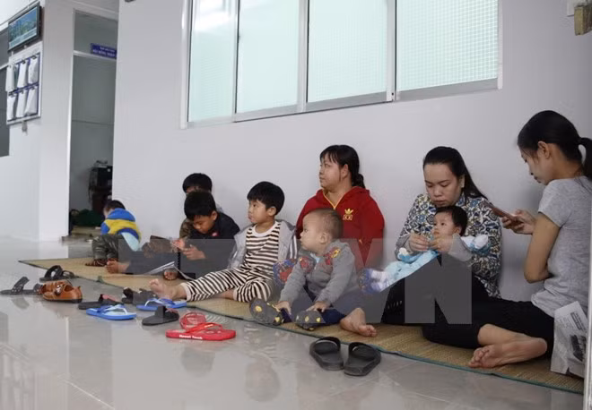 Evacuees in storm-effected localities return home ảnh 1 Evacuees in storm-effected localities return home ảnh 1