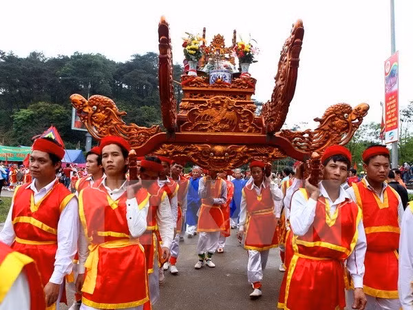 Phu Tho prepares for 2016 Hung Kings Temple Festival ảnh 1