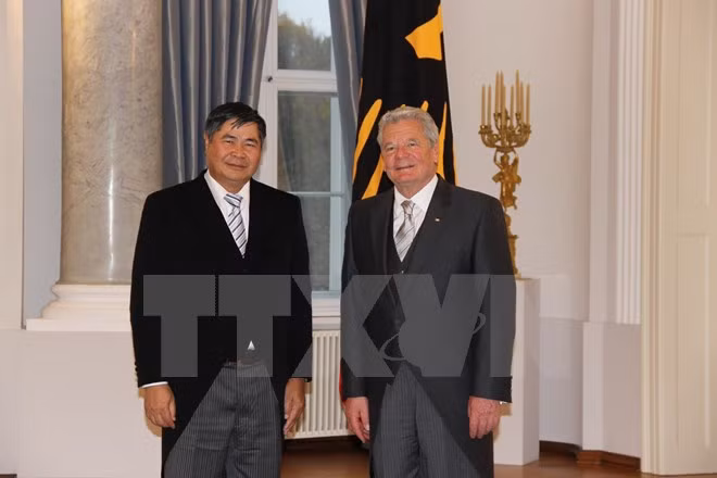 President Truong Tan Sang visits Germany to boost cooperation ảnh 1