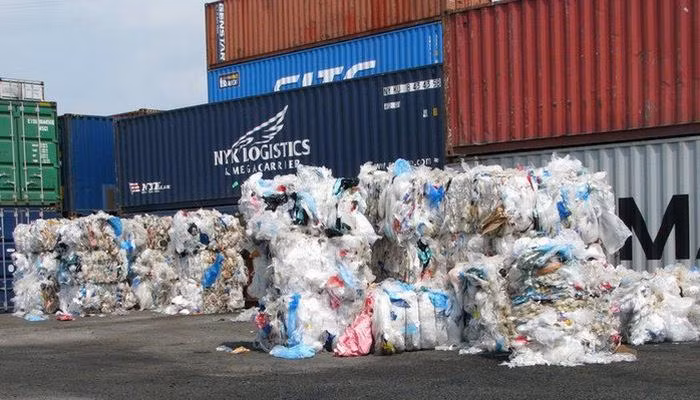Number of scrap containers stuck at ports reduced by half ảnh 1
