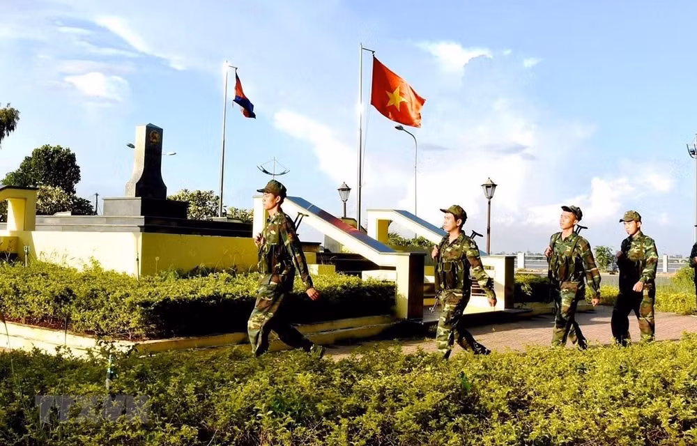 Vietnam, Cambodia work to build common border of peace ảnh 1
