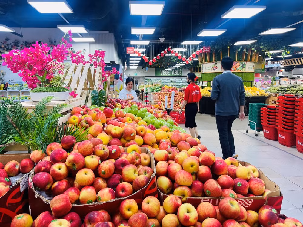 Hanoi continues to lead localities nationwide in living cost ảnh 1