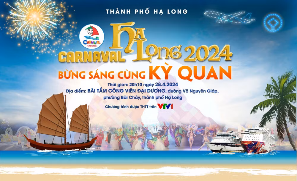 Carnaval Ha Long 2024 woos visitors with fireworks show on sea ảnh 1