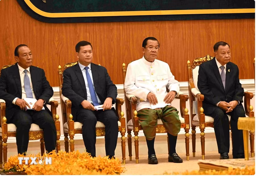 NA Chairman extends congratulations to Cambodia’s Senate President ảnh 1