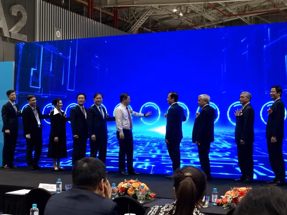 Exhibition aims to foster cooperation in smart urban development ảnh 1