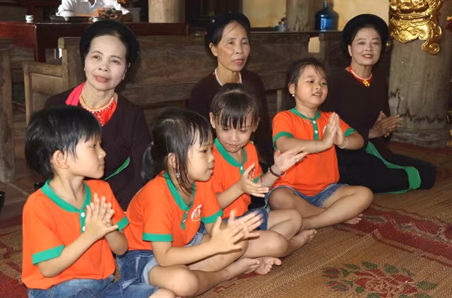 Preserving folk singing with drums ảnh 1