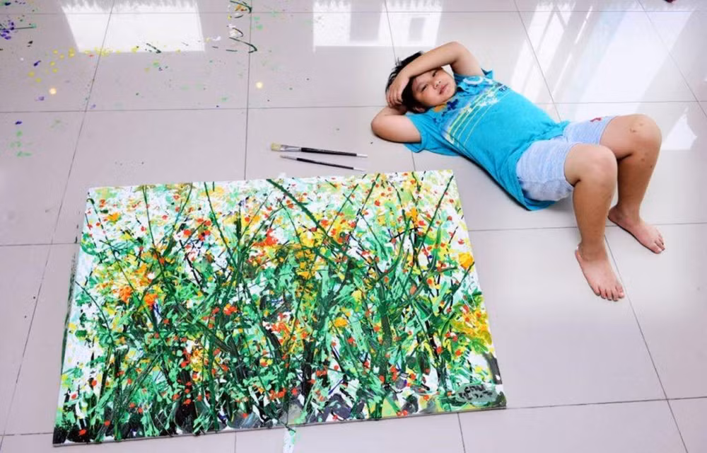 Young Vietnamese painter set sales records in US ảnh 1