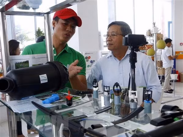 Int’l tech demonstration conference 2018 closes in Can Tho ảnh 1