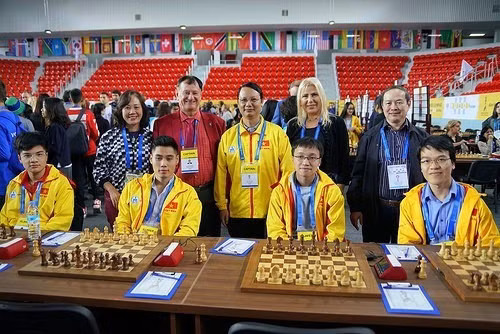 Vietnam’s teams tie with strong rivals at Chess Olympiad in Georgia ảnh 1