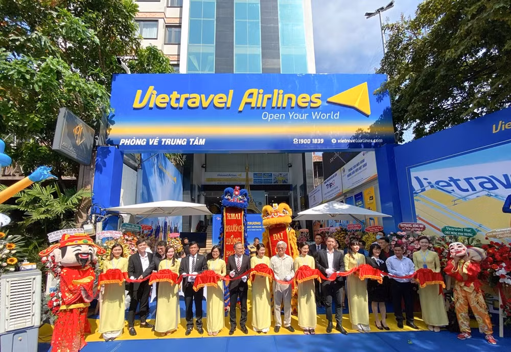 Vietravel Airlines to begin ticket sale for two new routes on March 16 ảnh 1