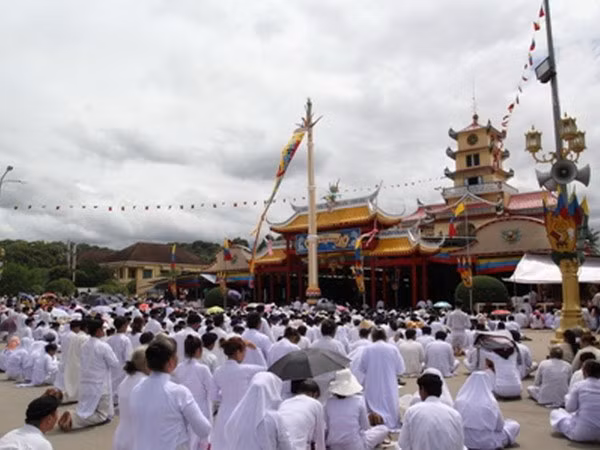 Cao Dai Church promotes dignitaries’ solidarity ảnh 1