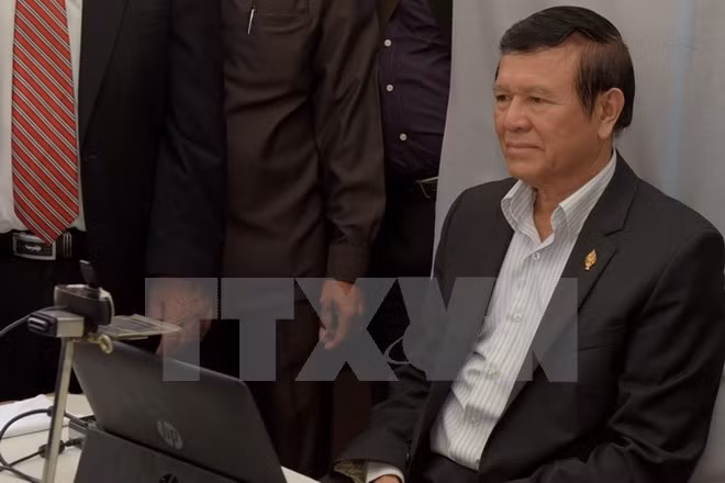 Cambodia revokes diplomatic passports of former CNRP members ảnh 1