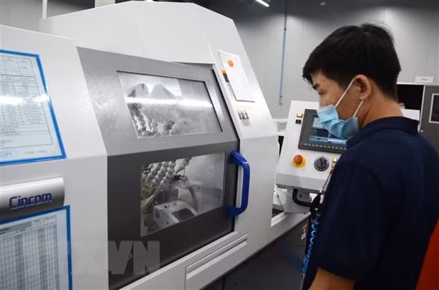Vietnam steps up transfer, mastery of technologies from abroad ảnh 1