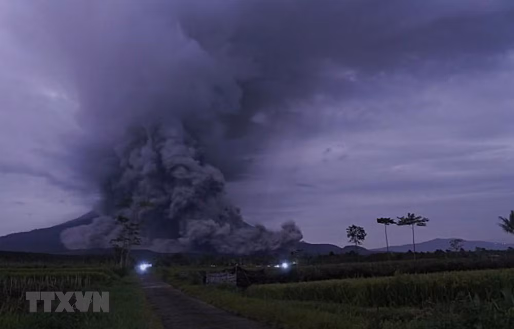 Indonesia among countries with highest natural disaster risk ảnh 1