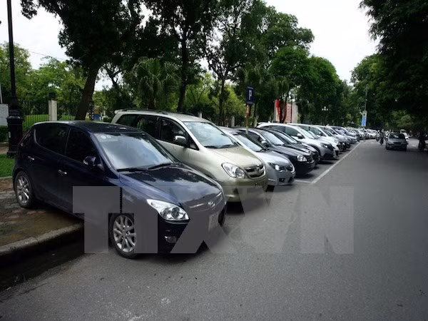 Auto prices to nearly halve by 2019 ảnh 1