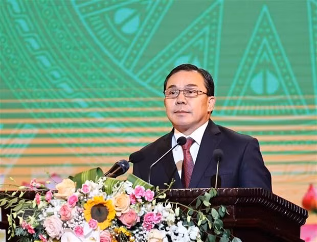 Laos, Vietnam contribute to building ASEAN of high economic growth: diplomat ảnh 1