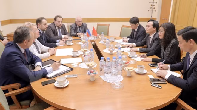 Vietnam, Russia deepen education cooperation ảnh 1