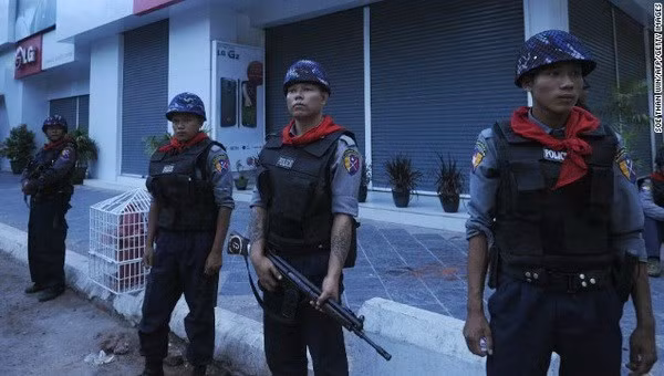 Myanmar arrests 206 drug traffickers on border with Thailand ảnh 1