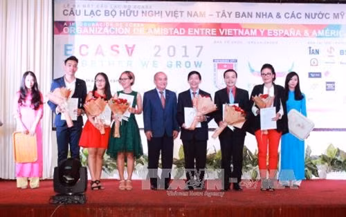 Friendship club for Vietnam, Spanish-speaking countries debuts ảnh 1