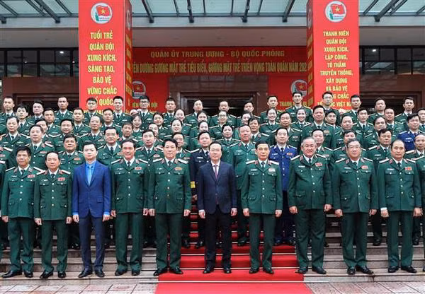State President asks military youth to strive for better performance ảnh 2