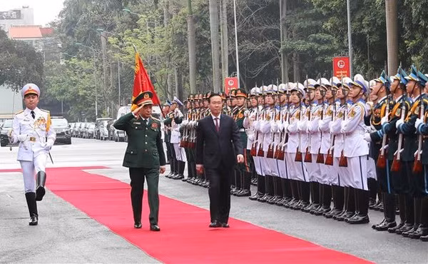 State President asks military youth to strive for better performance ảnh 1