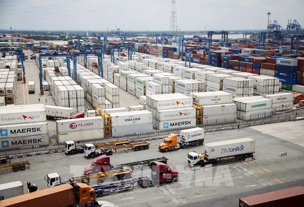 Vietnam runs trade surplus of 4.07 bln USD in Q1 ảnh 1
