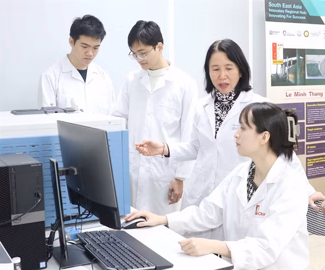 Female scientist in Hanoi awarded for eco-friendly inventions ảnh 1