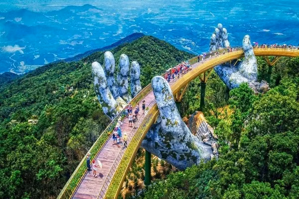 📝 OP-ED: Favourable visa policy to help tourism sector thrive: Experts ảnh 1