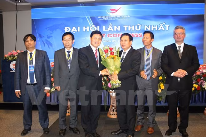 Vietnamese associations union in Europe convenes first congress ảnh 1