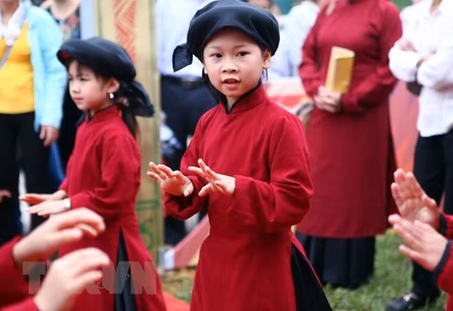 Xoan singing – spotlight of tour to ancestral land ảnh 1 Xoan singing – spotlight of tour to ancestral land ảnh 1