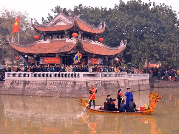 Tan Vien Son Thanh, Lim festivals kick off ảnh 1 Tan Vien Son Thanh, Lim festivals kick off ảnh 1