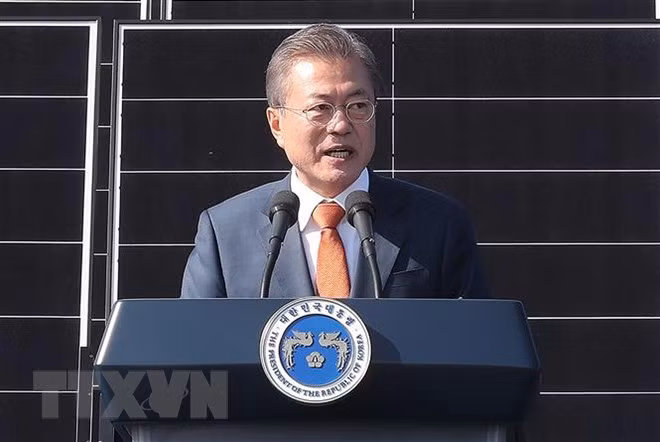 RoK President optimistic about DPRK-US summit in Hanoi ảnh 1