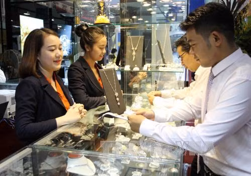 Vietnam int’l jewelry fair opens in Ho Chi Minh City ảnh 1