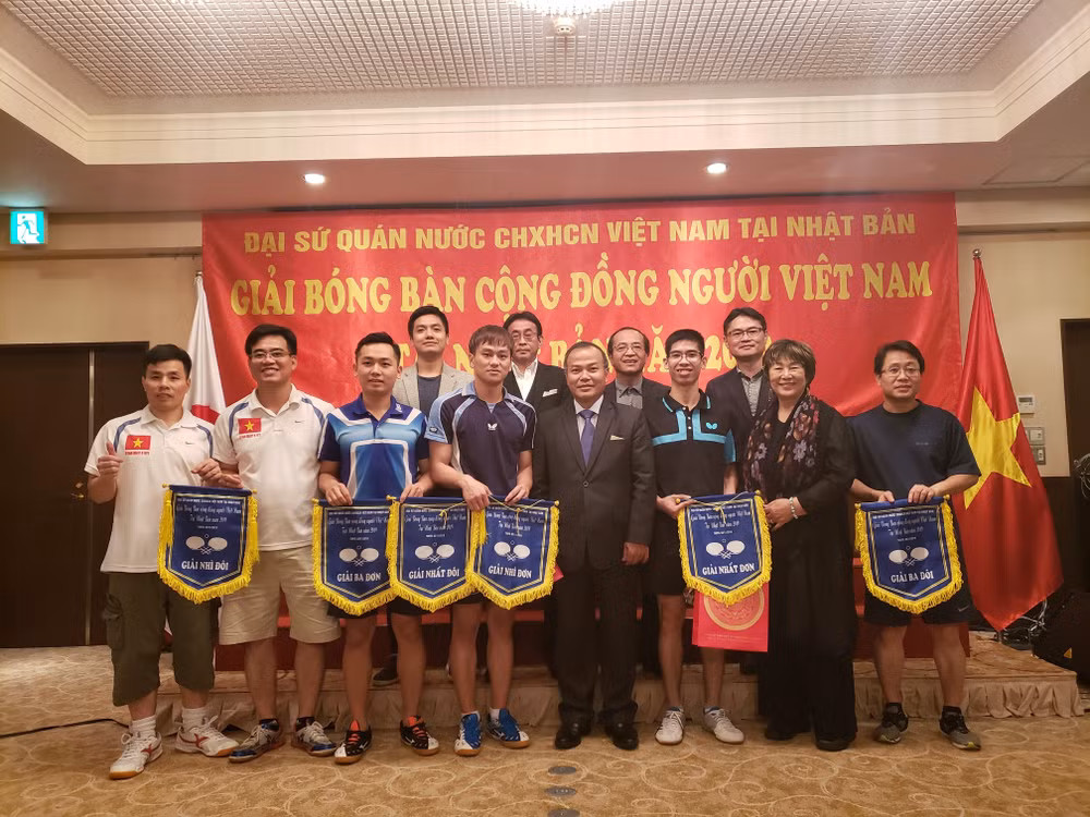 Table tennis tournament looks to bind Vietnamese community in Japan ảnh 1