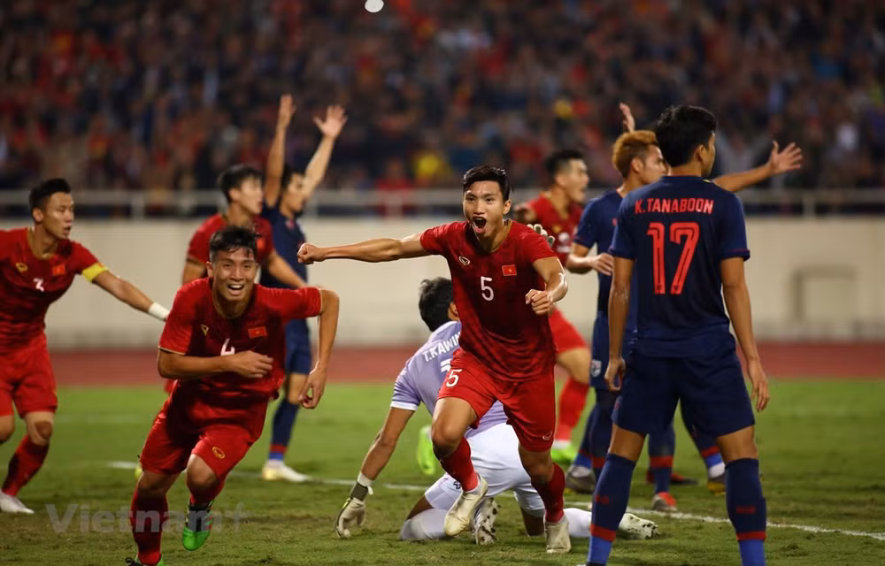 Vietnam tie goalless with Thailand again in World Cup qualifiers ảnh 1