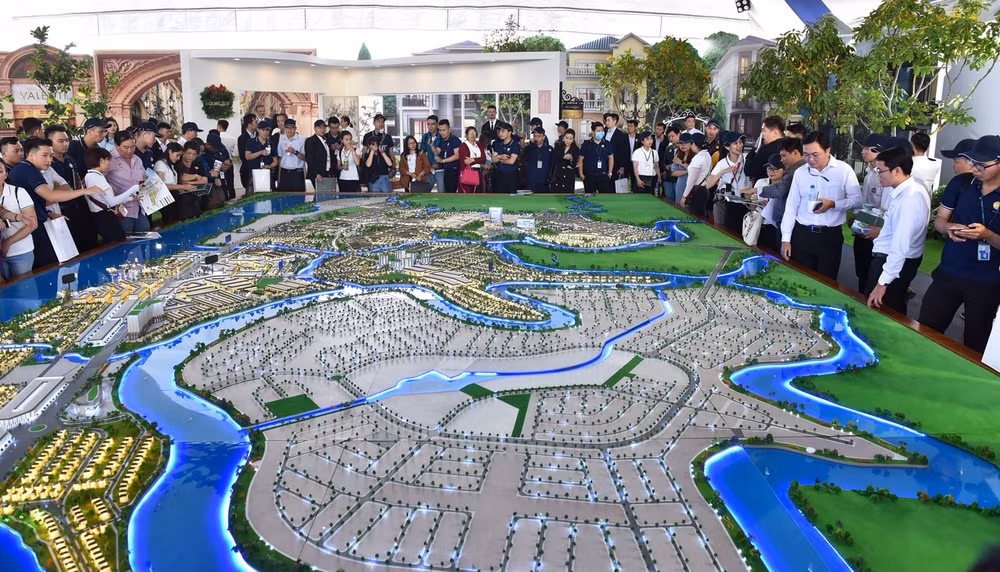 Novaland Expo makes strong impression on visitors, investors ảnh 2